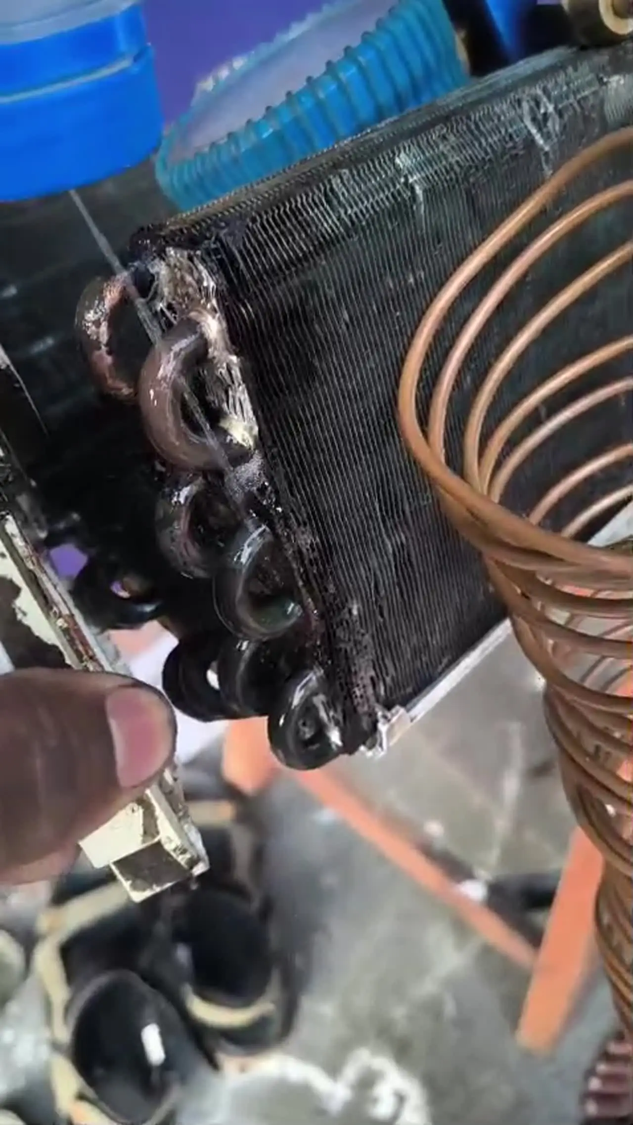 Play video: evaporator coil cleaning during a maintenance visit